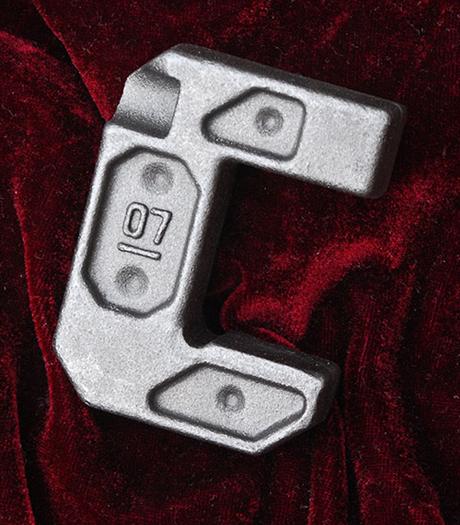D811